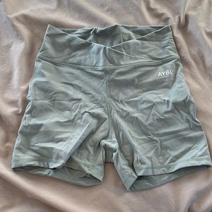 aybl crossover shorts
